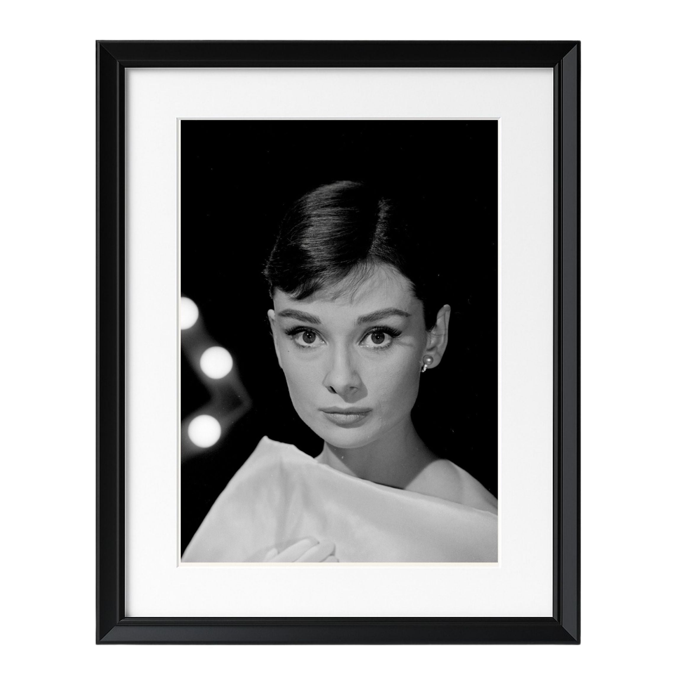 Audrey Hepburn (1956) - Uramljena slika - Više ramova