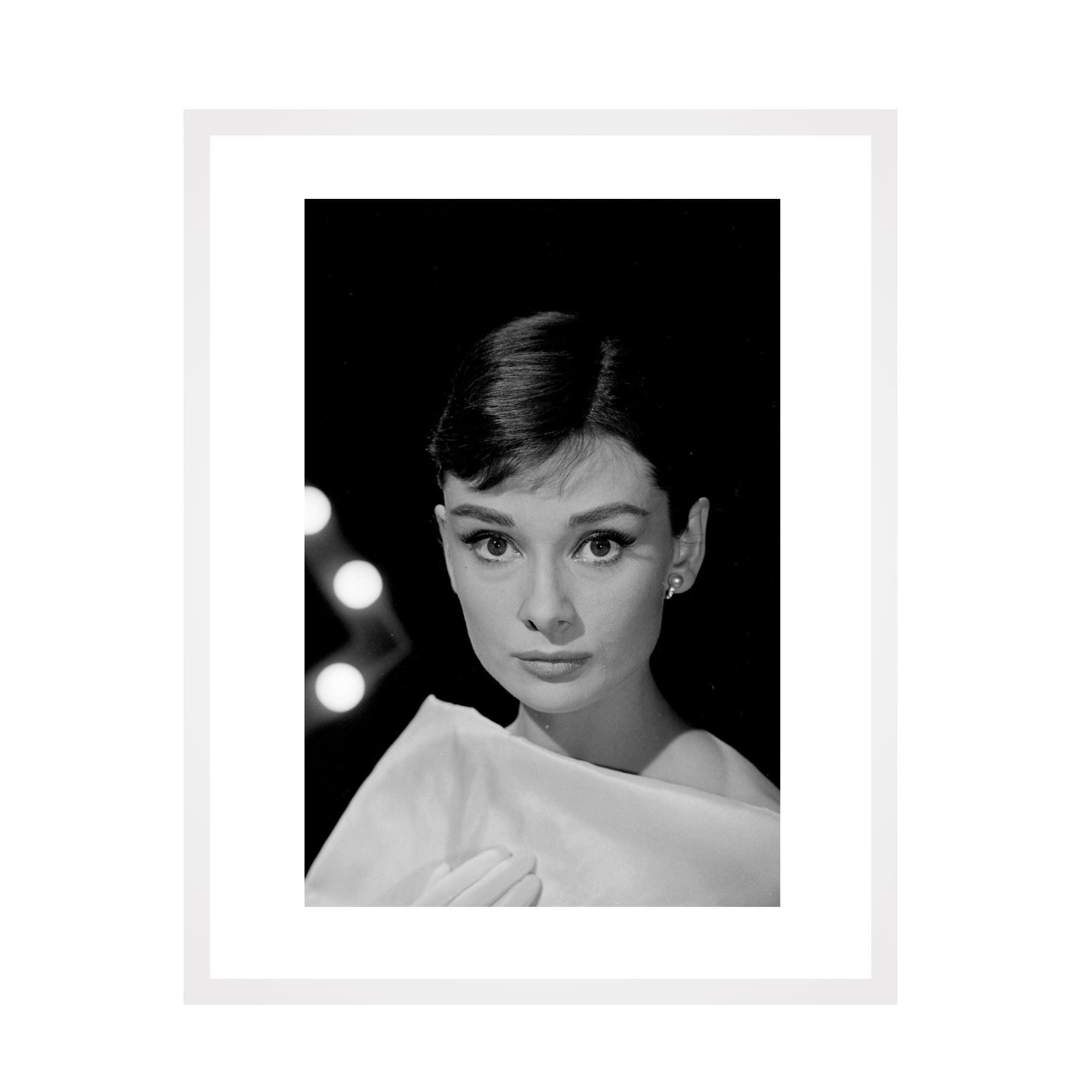 Audrey Hepburn (1956) - Uramljena slika - Više ramova