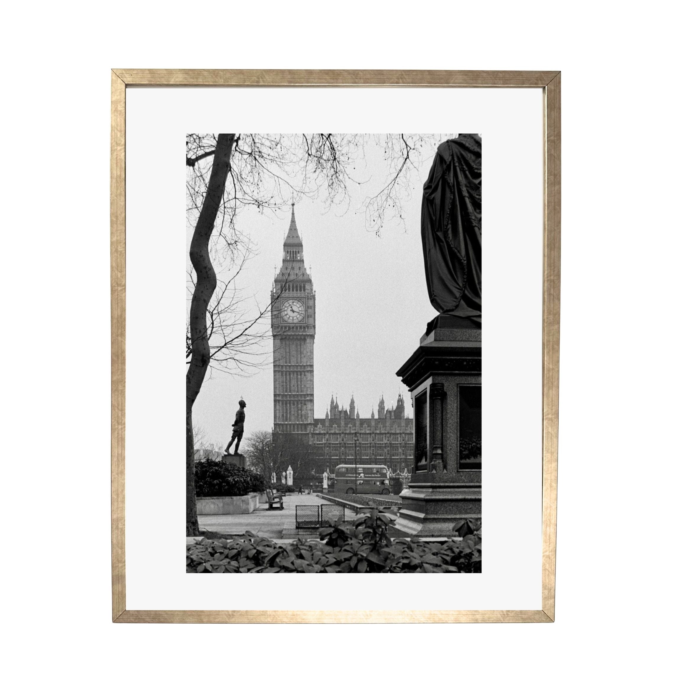 View of the Palace of Westminster, London UK - Uramljena slika - Više ramova