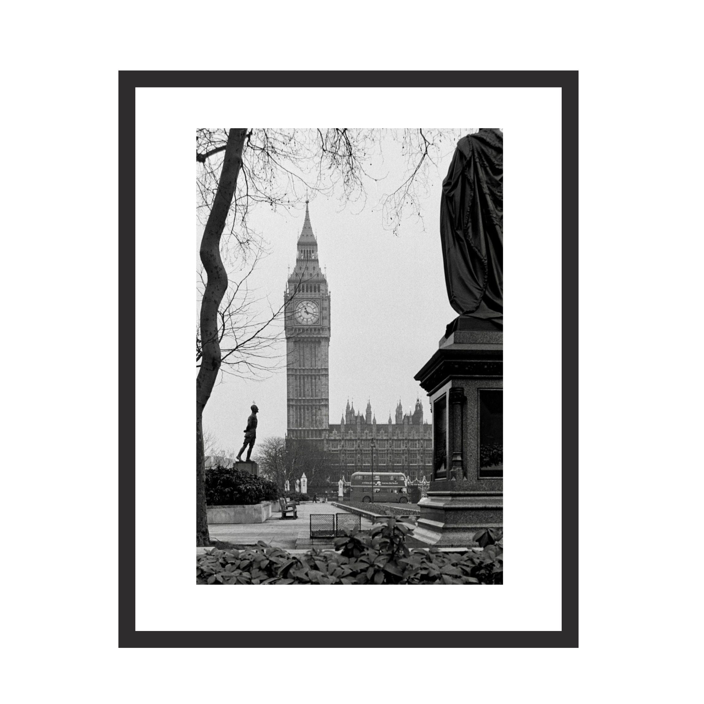 View of the Palace of Westminster, London UK - Uramljena slika - Više ramova